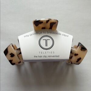 Teleties Leopard Print Hair Clip